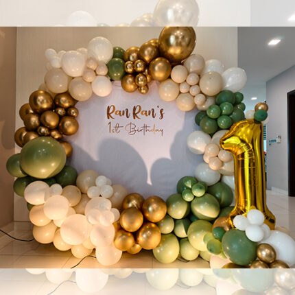 6ft round backdrop with number marquee